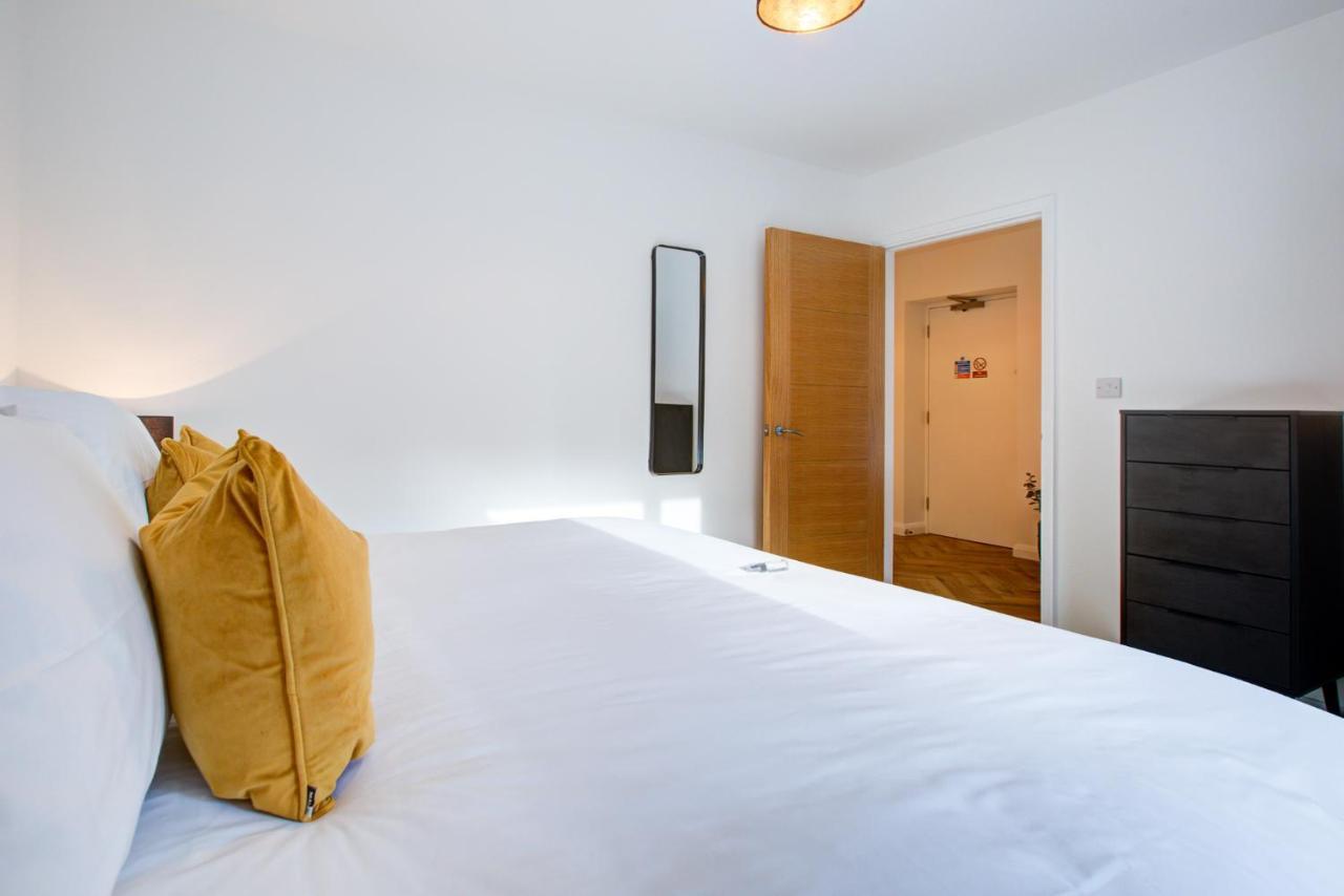 Hybrid Resi - London, Mitcham Close To Tooting And Wimbledon ميتشام المظهر الخارجي الصورة