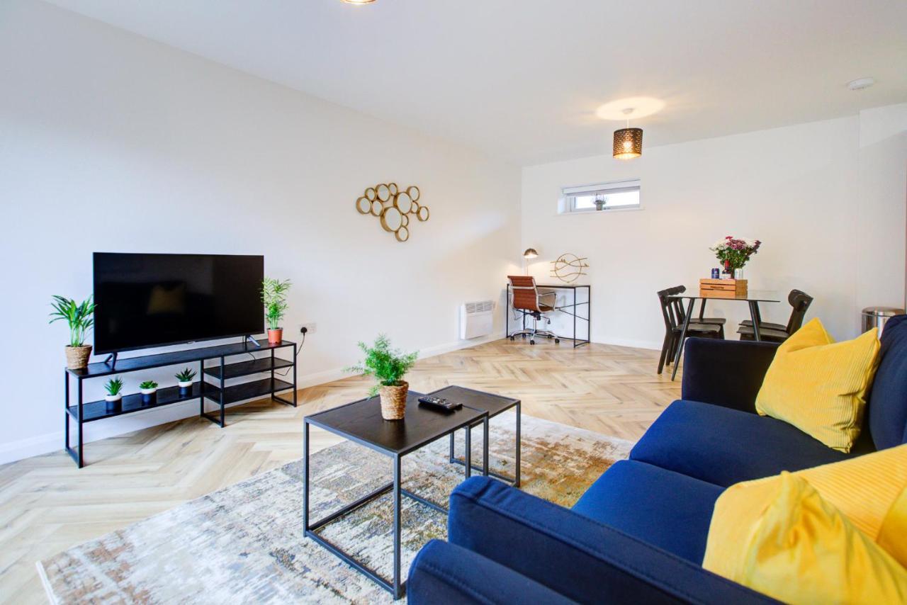 Hybrid Resi - London, Mitcham Close To Tooting And Wimbledon ميتشام المظهر الخارجي الصورة